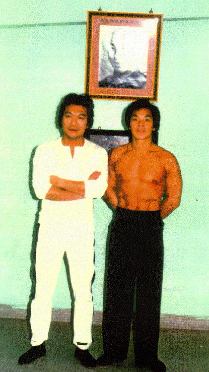 Victor Kan con William Cheung en Hong Kong (1971)